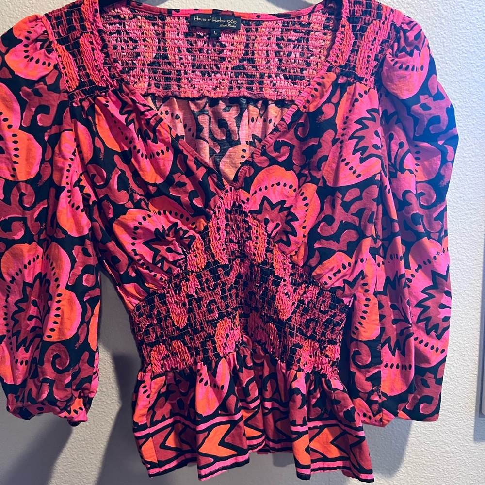 House of Harlow 1960 Pink and Black Patterned Blouse